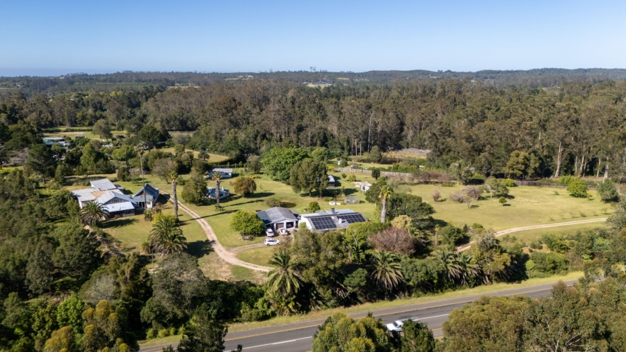 Commercial Property for Sale in Harkerville A H Western Cape